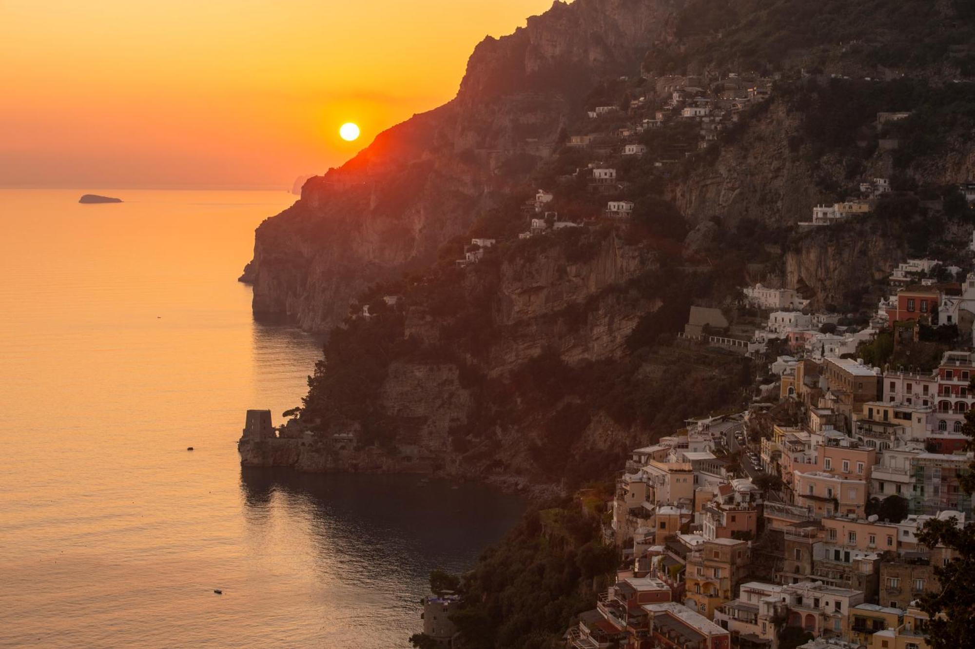 Aria Di Mare,Near Elevator, Few Steps, Parking, Garden Apartment Positano Luaran gambar