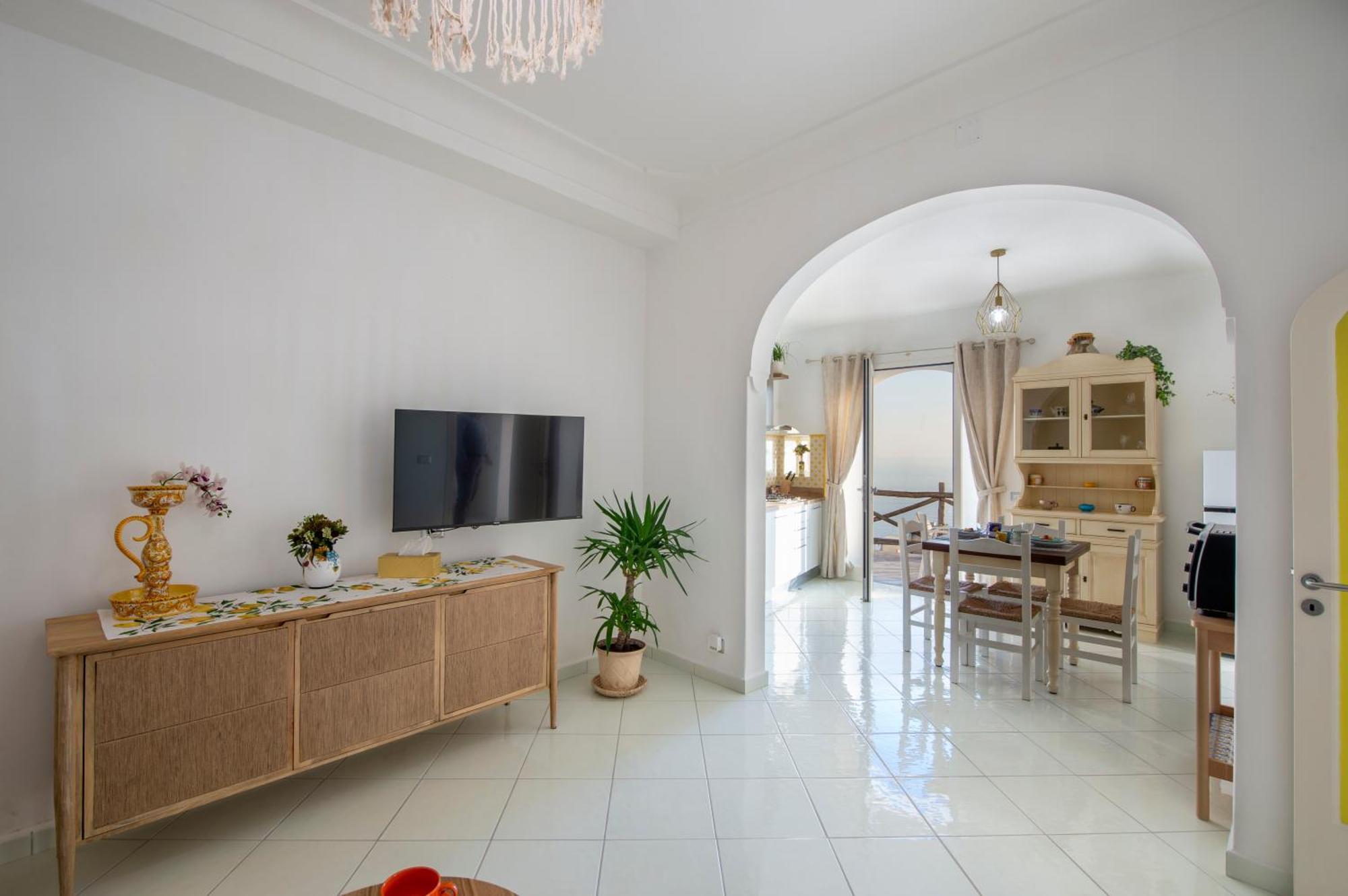 Aria Di Mare,Near Elevator, Few Steps, Parking, Garden Apartment Positano Luaran gambar