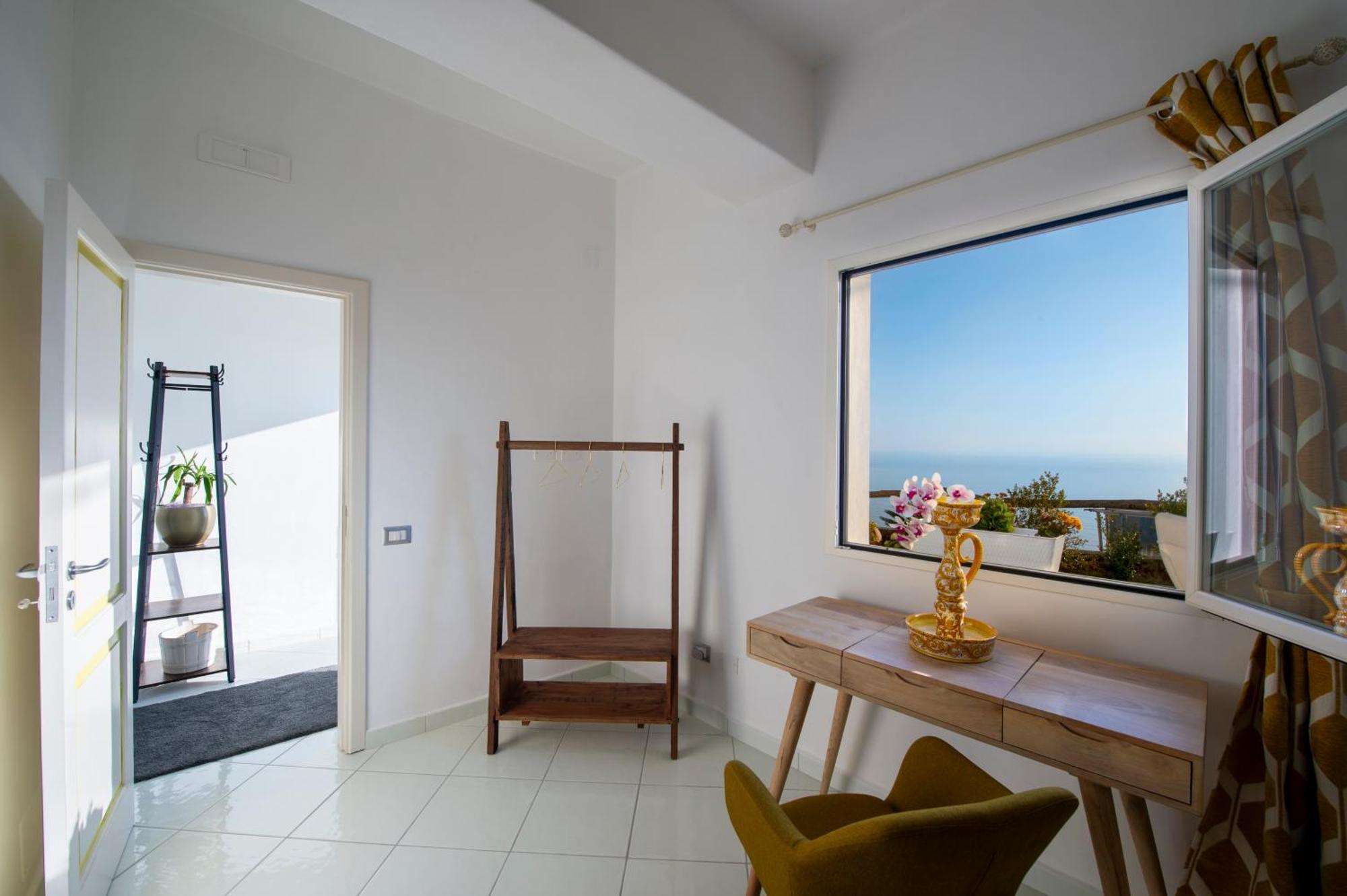 Aria Di Mare,Near Elevator, Few Steps, Parking, Garden Apartment Positano Luaran gambar